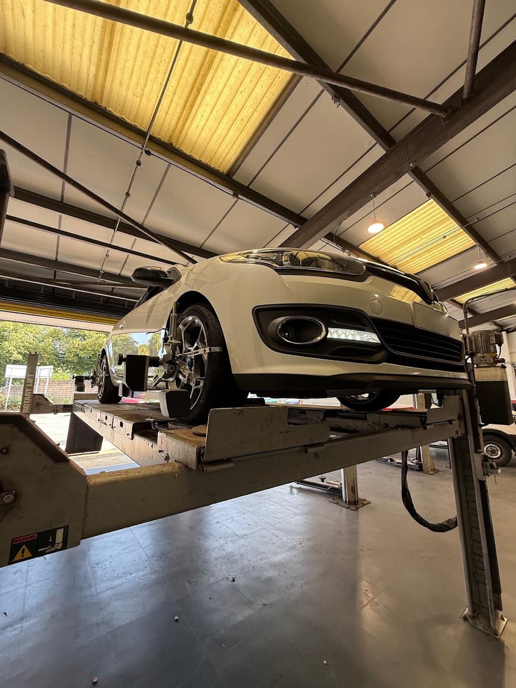 Elite Garages Bristol