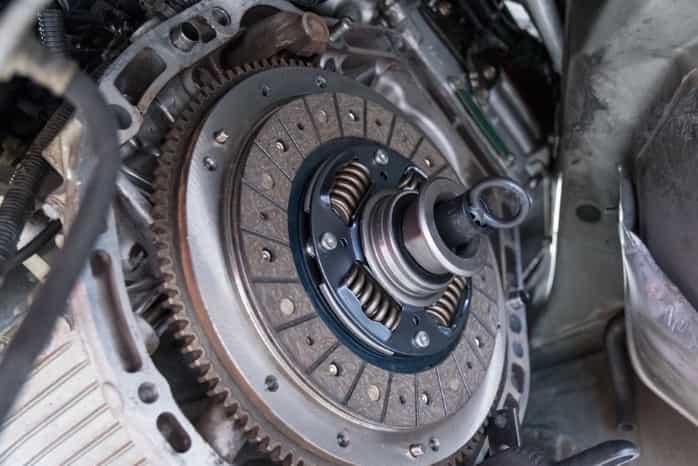 RS mobile mechanic / timing chain, clutch replacement