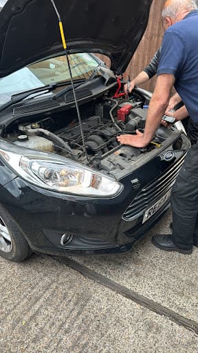 Sams Autos London — Customer photo