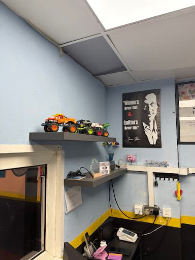 RM MOT CENTER — Customer photo